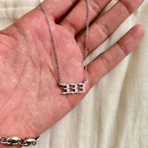 333 angel numbers numerology pendant chain necklace - Picture 4 of 7